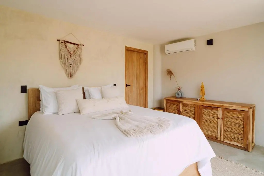 VelaNova Paradise - HotelRetreat