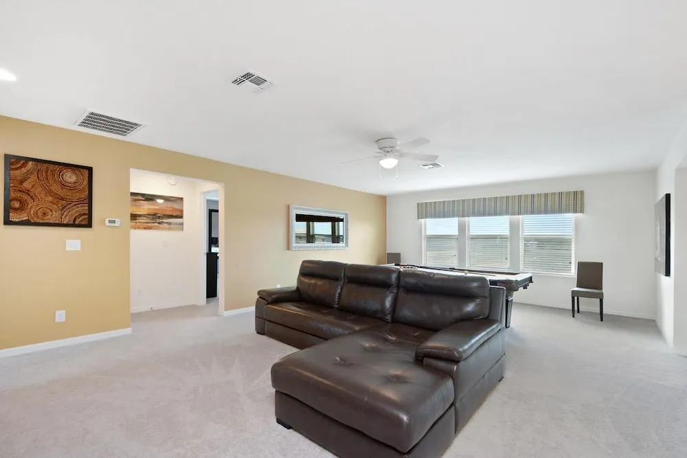 1287yc - West Haven Gated Community 6 Bedroom Home by RedAwning