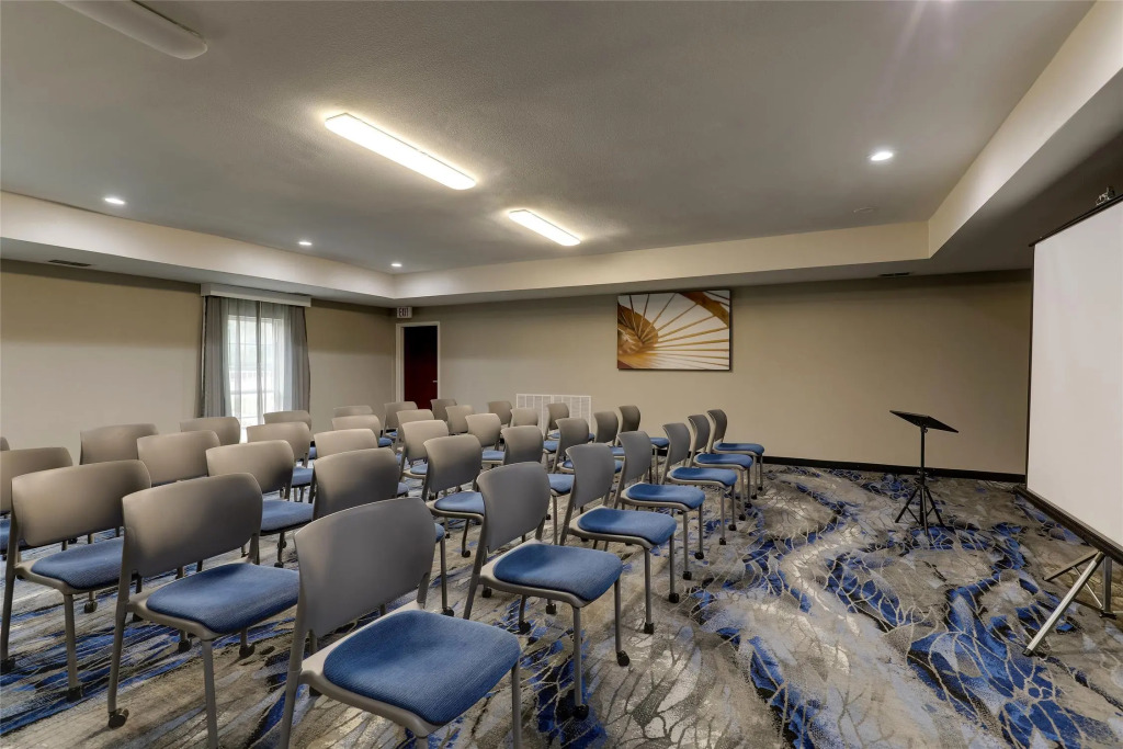 Best Western Plus Las Colinas Inn & Suites