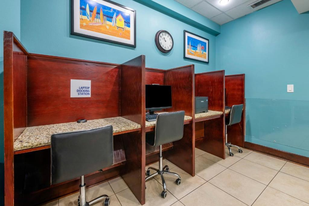Holiday Inn Resort Orlando - Lake Buena Vista by IHG