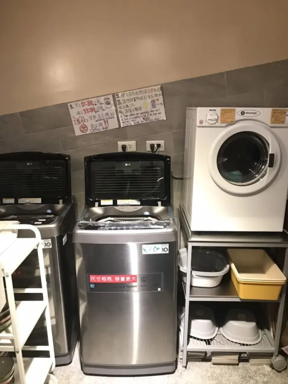 Dongqu Light Inn