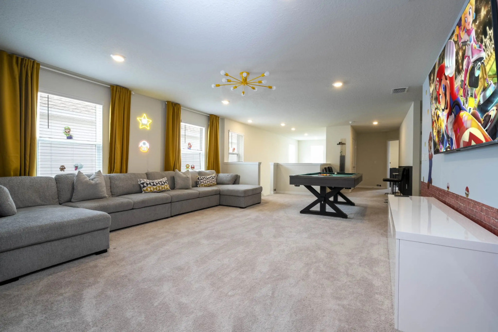 Gorgeous 6Bd w Pool Windsor Island 4450