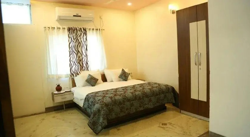 Hotel Manju Palace