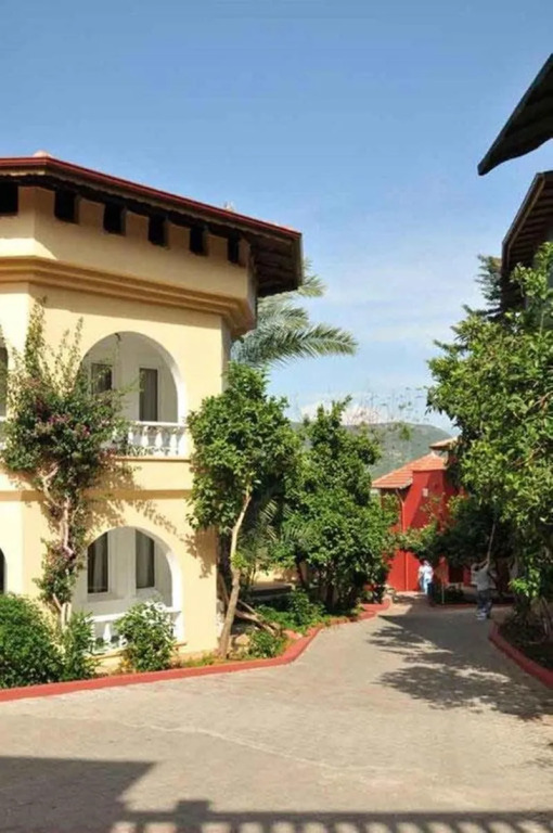 Senza Garden Holiday Club