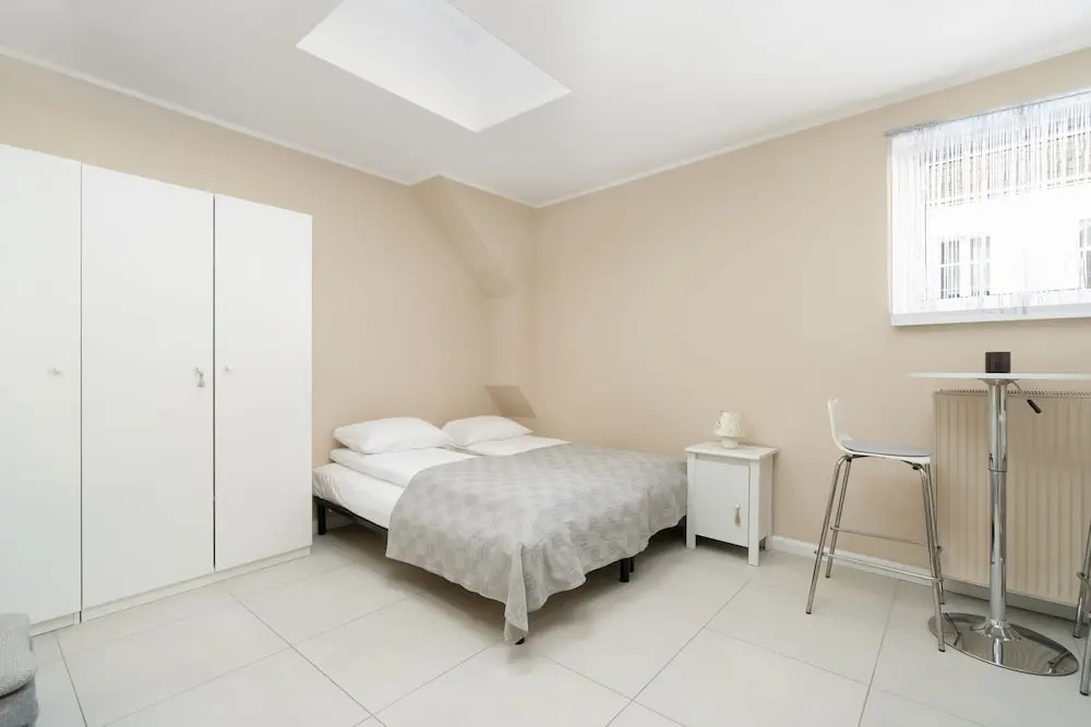 Comfortable Studio In Poznan By Renters