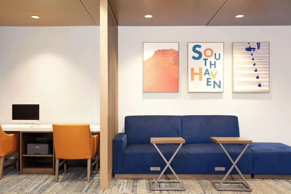 La Quinta Inn & Suites Memphis Primacy Parkway
