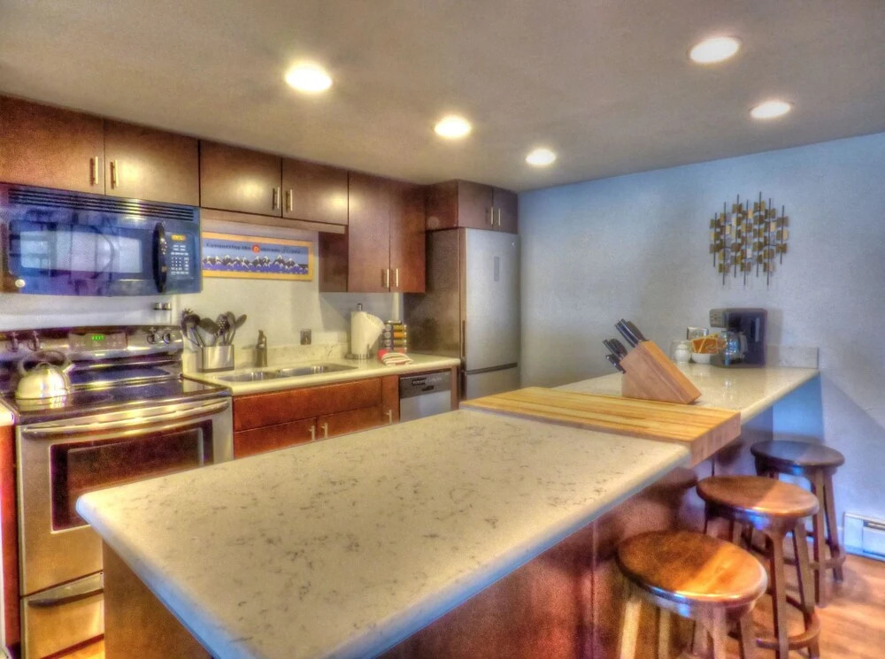 Lift Tickets Pool, Hot Tubs, Shuttle & Private Deck Mountain Village