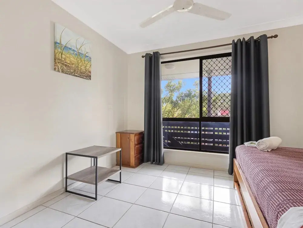 Spacious 3-Bed Home with Balcony in Hervey Bay