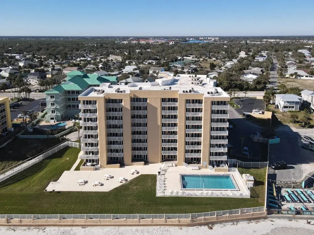 Oceania Beach Club 207