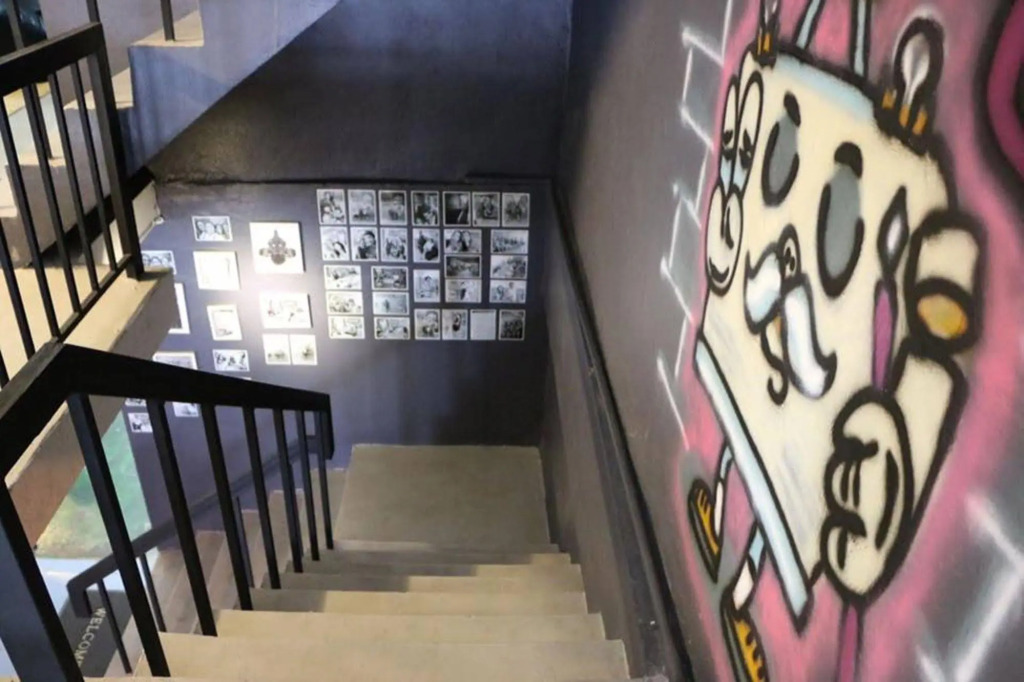 Norn Nung Len Cafe & Hostel