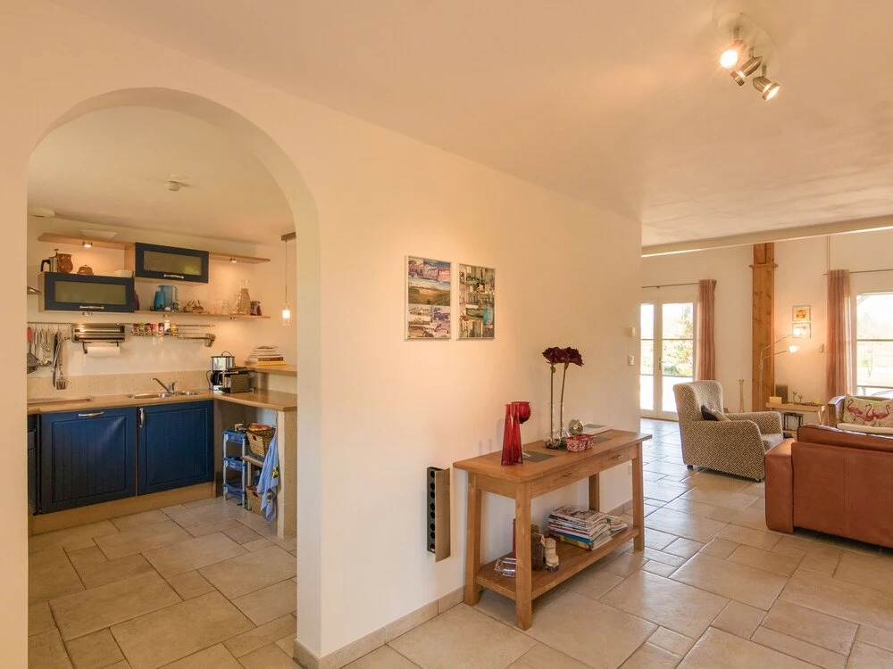 Luxurious Villa in Rouzede with Private Pool