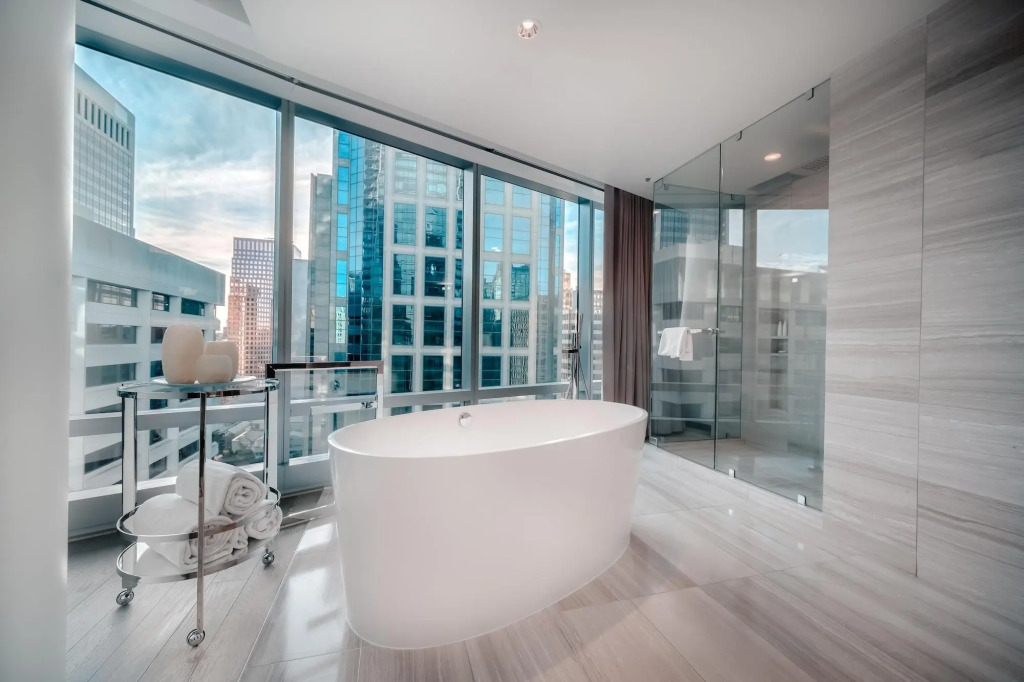Paradox Vancouver
