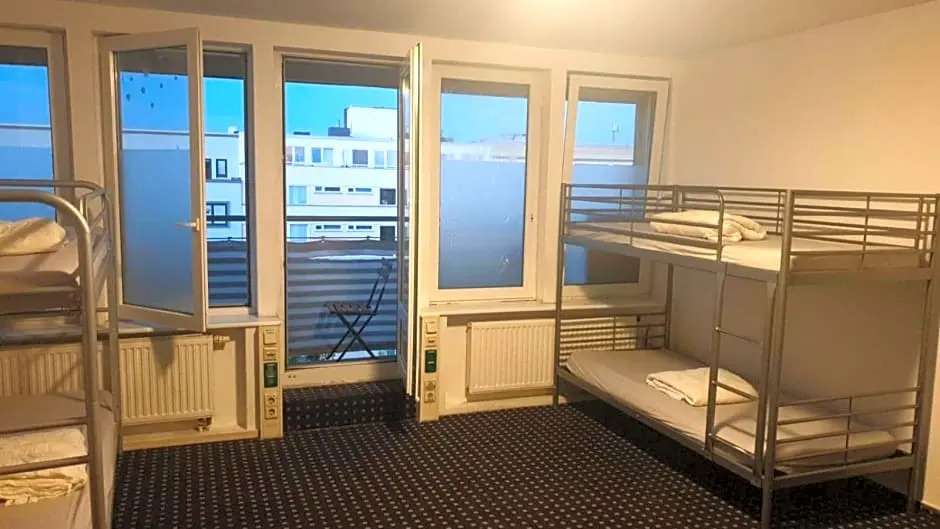 Isas Hostel