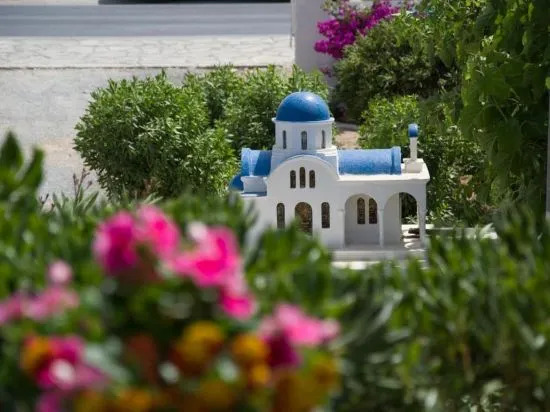 Katerina Studios & Apartments