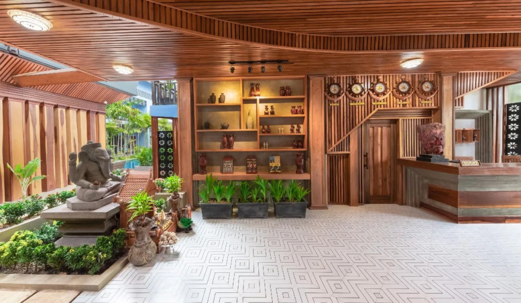 Cheata Residence