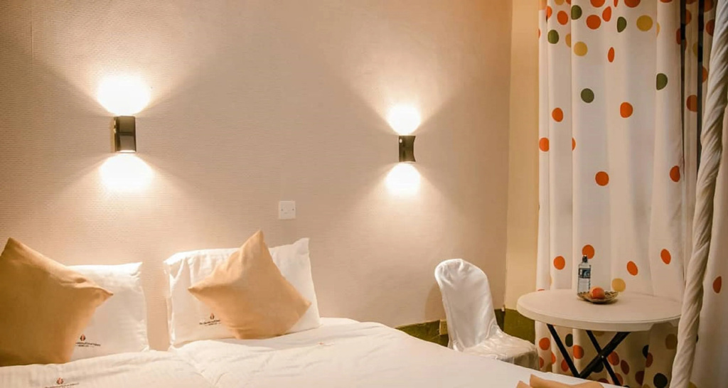 VIP Hotel Madeya