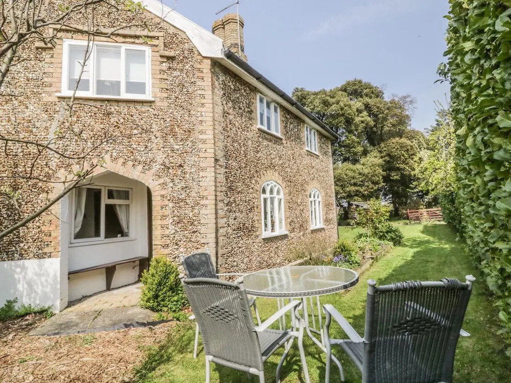28 Stone Cottage