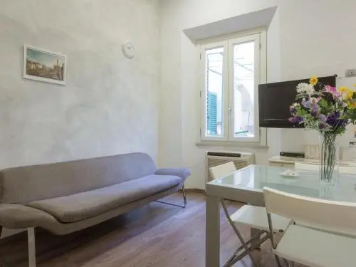 Pitti Two Bedroom Apartment