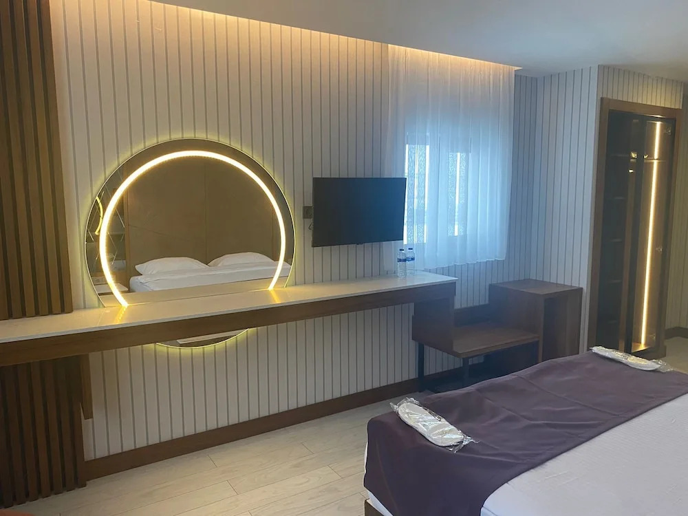 Snowflake Dag Hotel & SPA