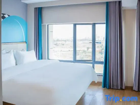Roman City Hotel