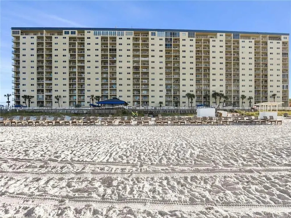 Regency Towers 403 - Three Bedroom Condo
