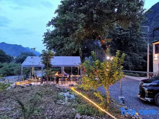 Yueyangwan Daoduishan Residence