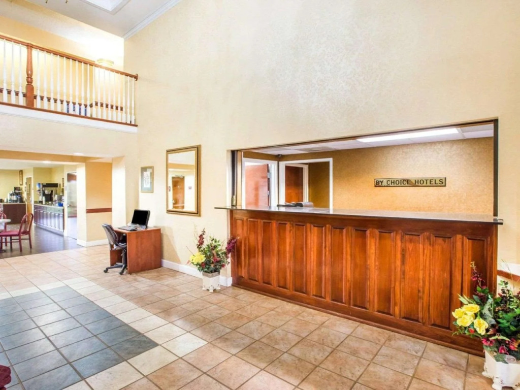 Quality Inn & Suites Canton, GA