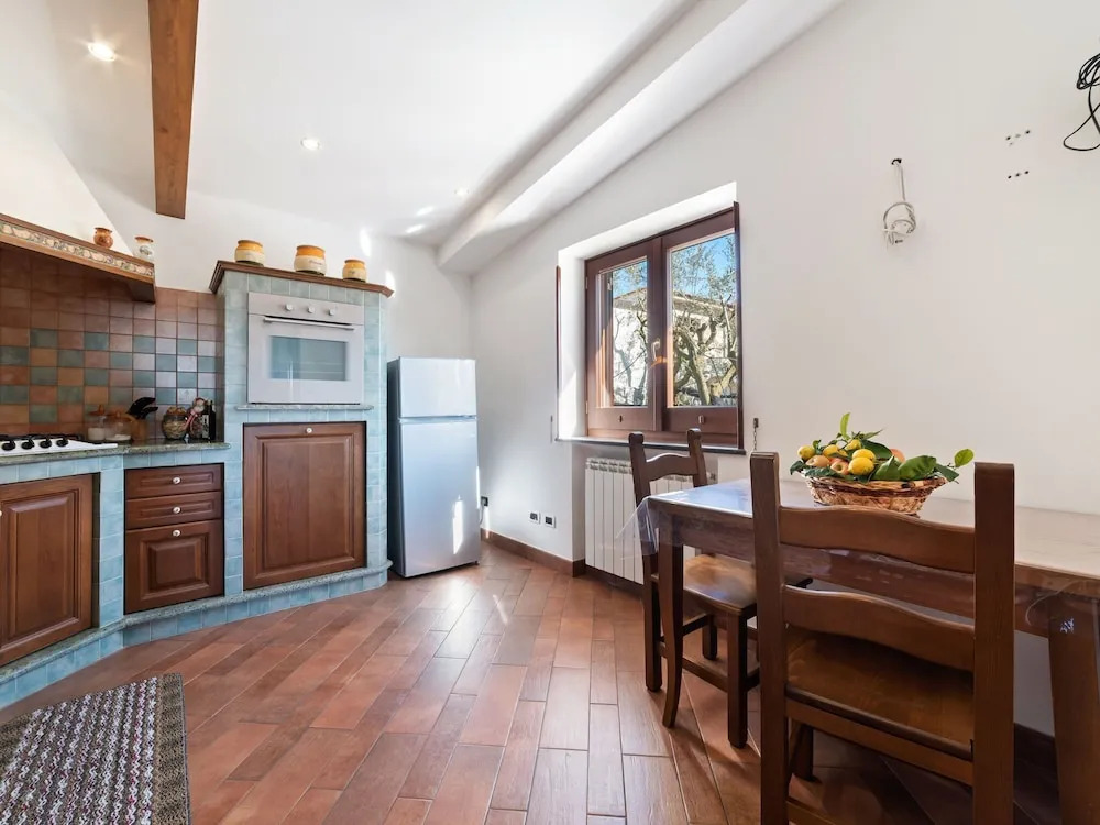 Lovely Holiday Home in Massa Lubrense With Whirlpool