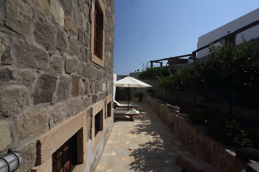 Diamond Villa