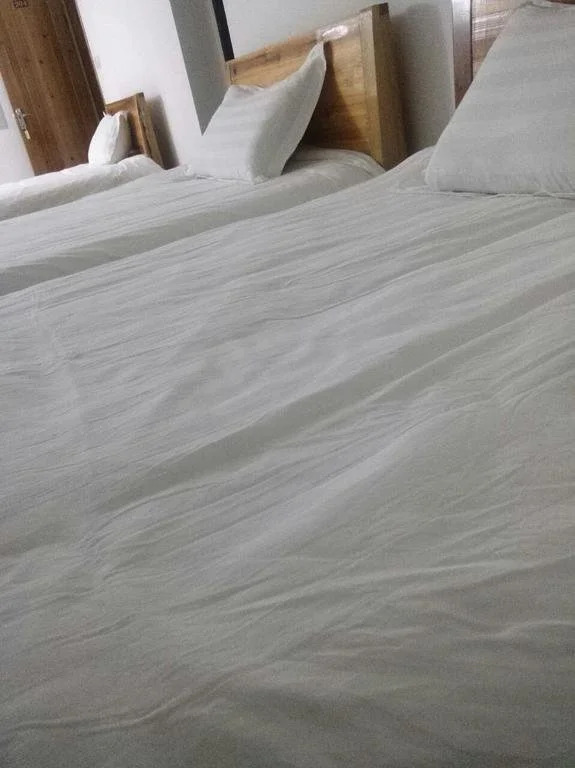 Longmen Hostel