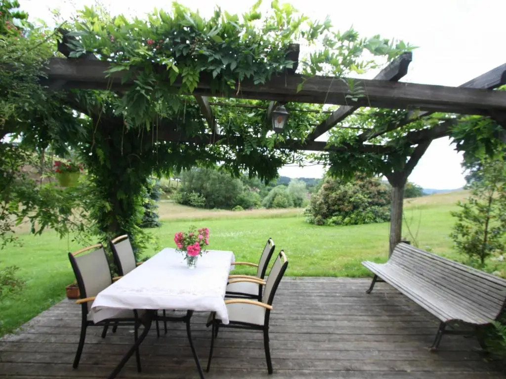Grande Ferme Rénovée avec Jardin, Terrasse et Sentiers à Proximité - Vosges - FR-1-589-232