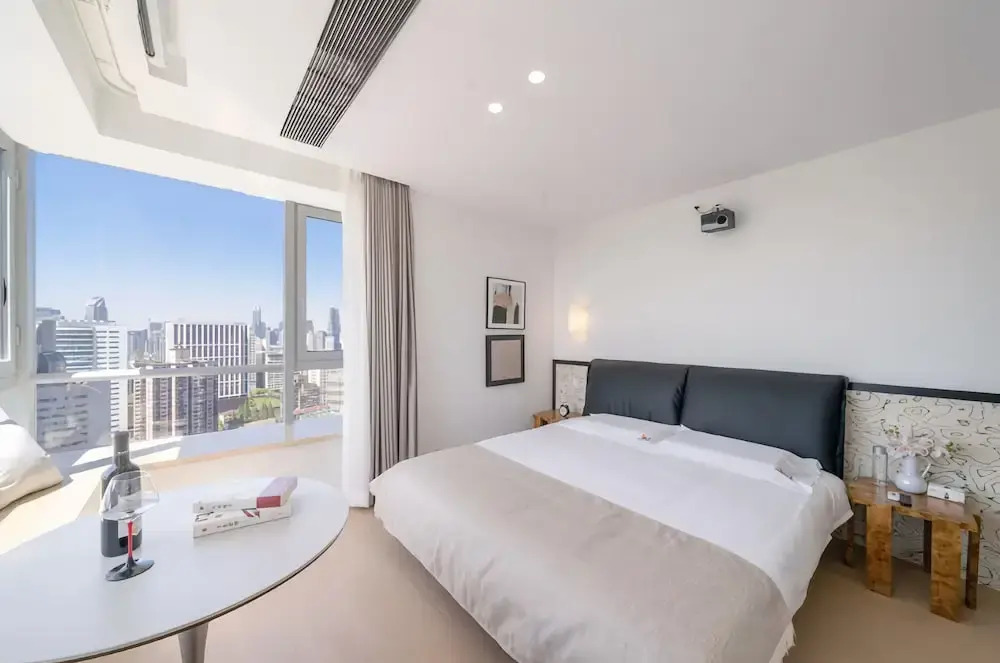 Shanghai Hills&FanStay close to Tianzifang Line 9