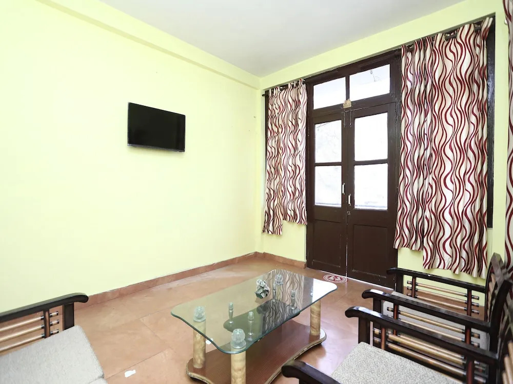 OYO 12487 Home2BHK Clock Tower Mussoorie