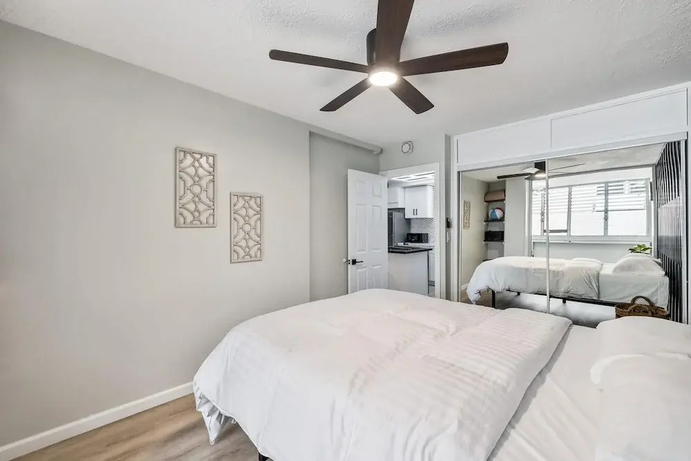 Stylish 2 Bedroom in the Heart of Waikiki