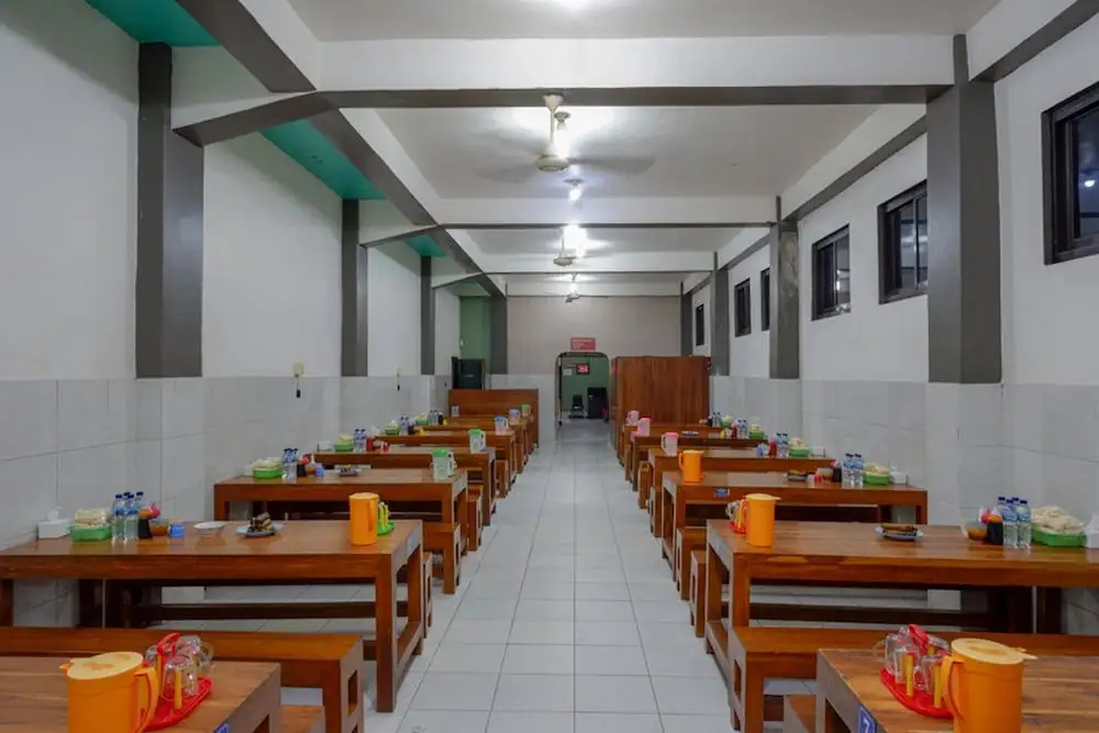RedDoorz Syariah @ Hotel Wisma Indonesia Kendari