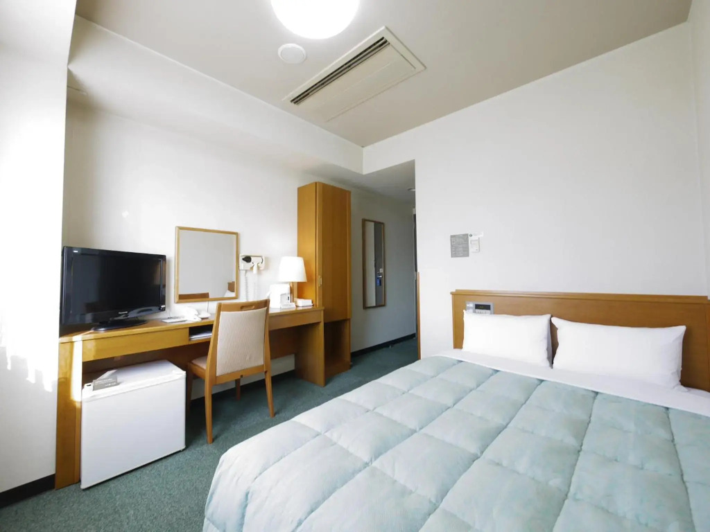Hotel Route-Inn Igaueno -Igaichinomiya Inter