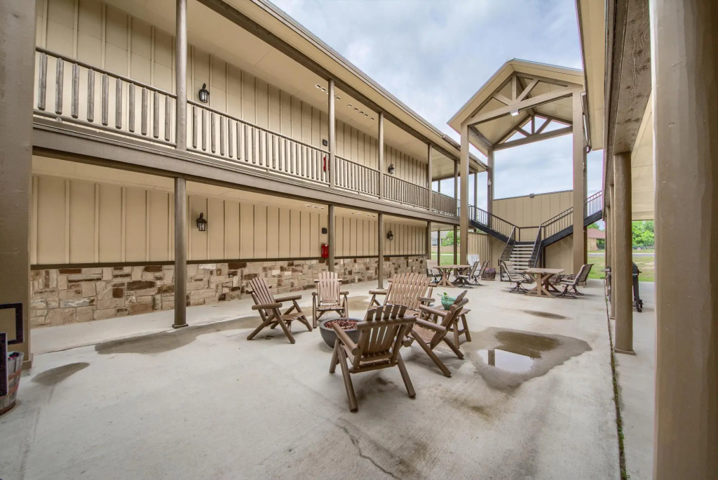 Old Mills Resort  OM A10