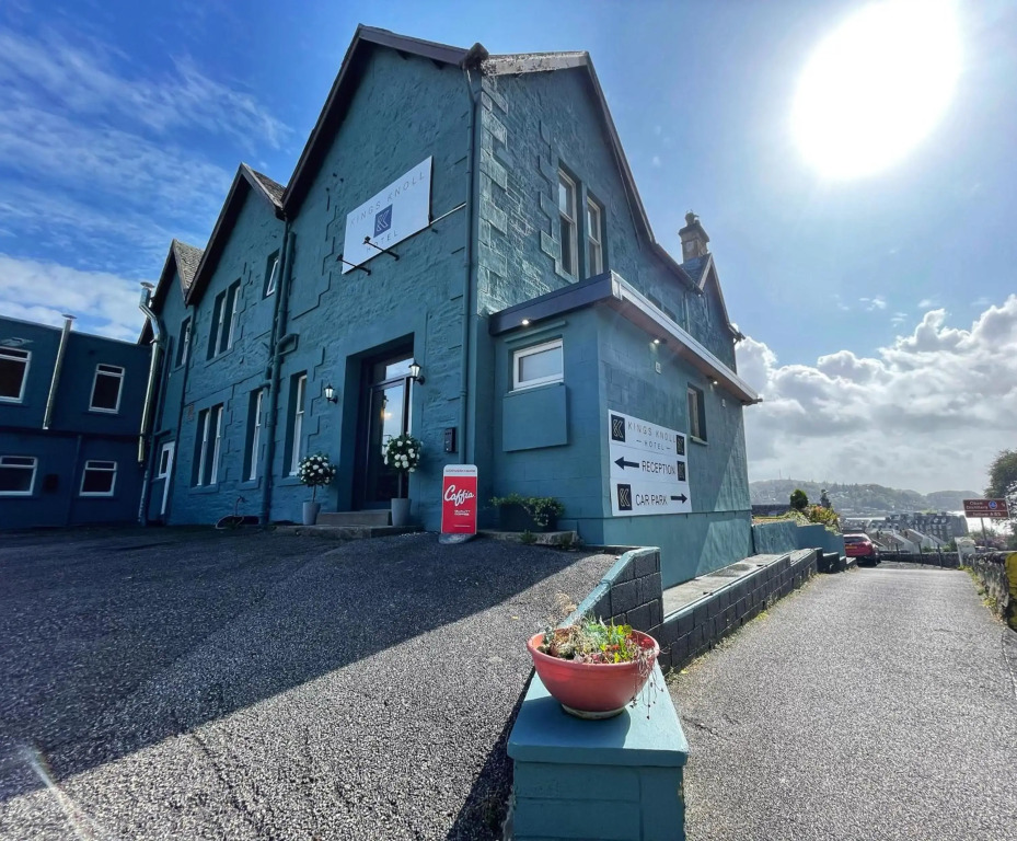 Kings Knoll Hotel
