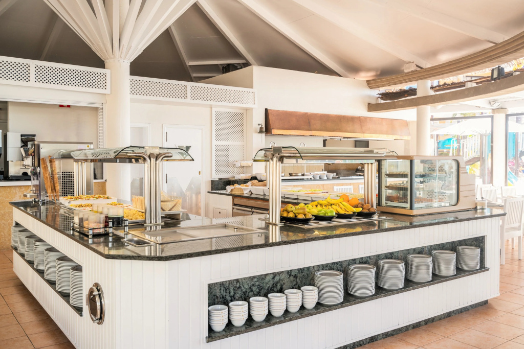 Iberostar Waves Playa Gaviotas All Inclusive