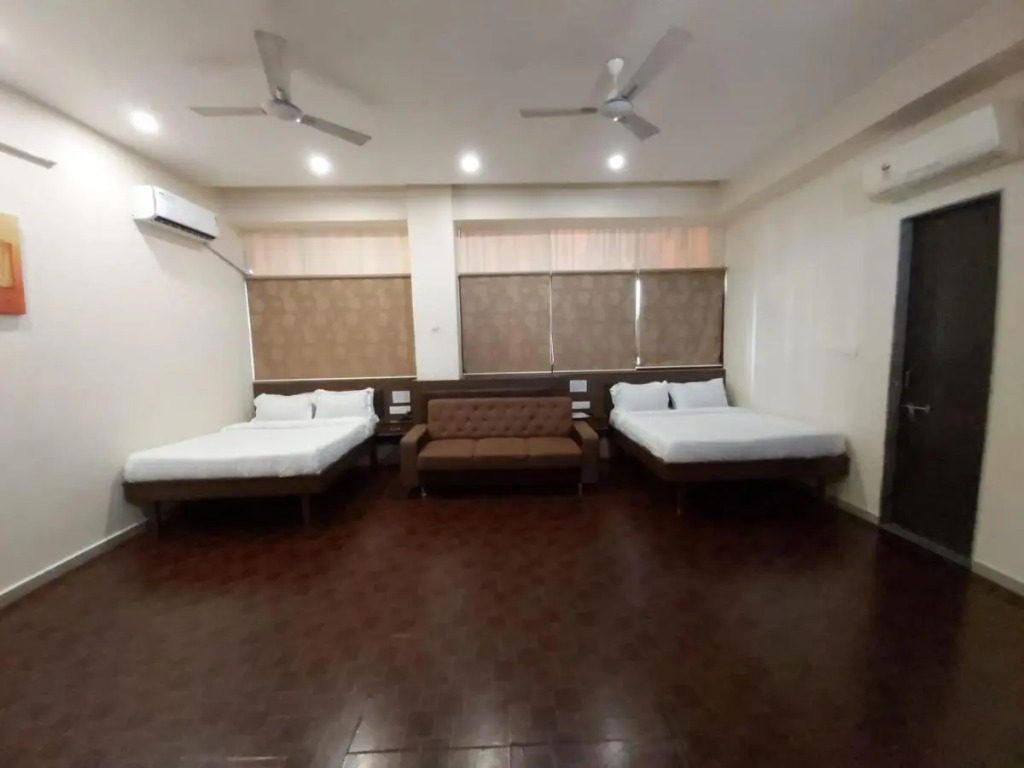 Gokuldham Banquet and Rooms
