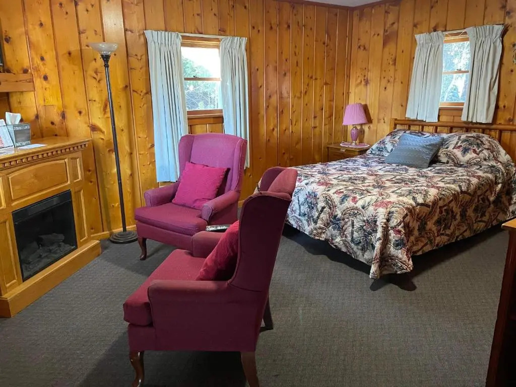Cedars Motel