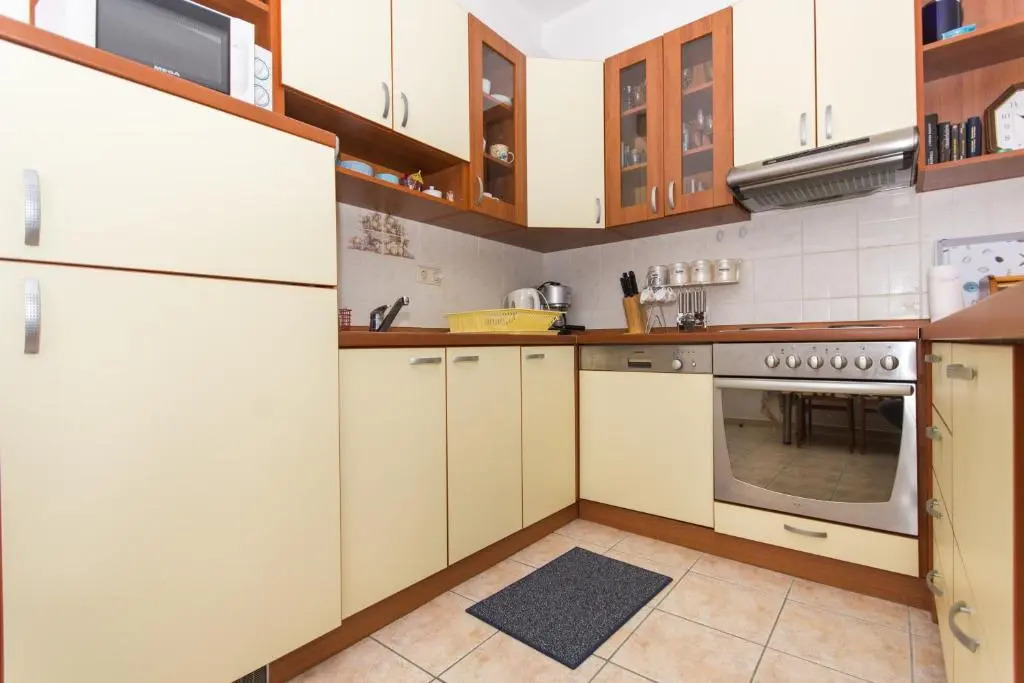 Apartments Katic