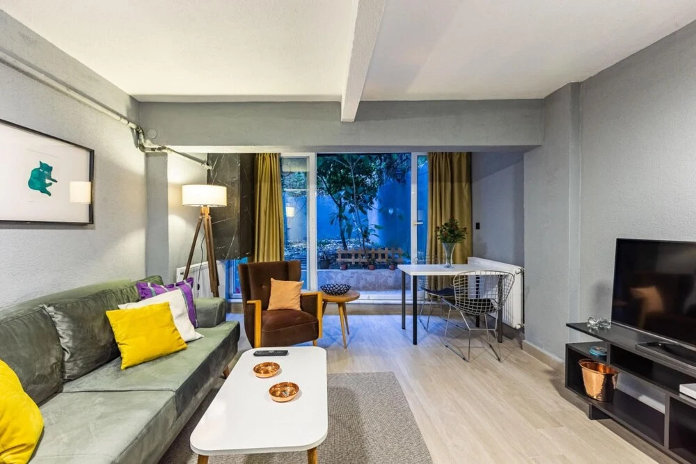 Cozy and Central Flat With Backyard in Kadikoy