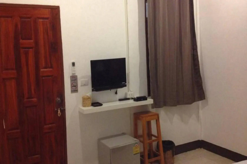 Space Ben Guest House @ Muangkao