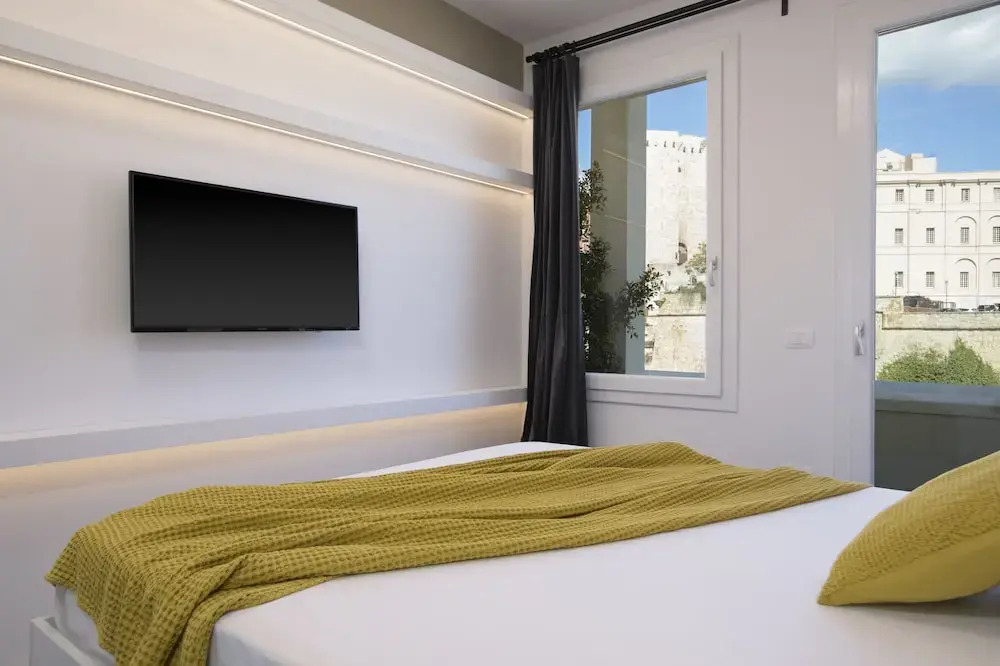 Vista Suites - Piazza Yenne
