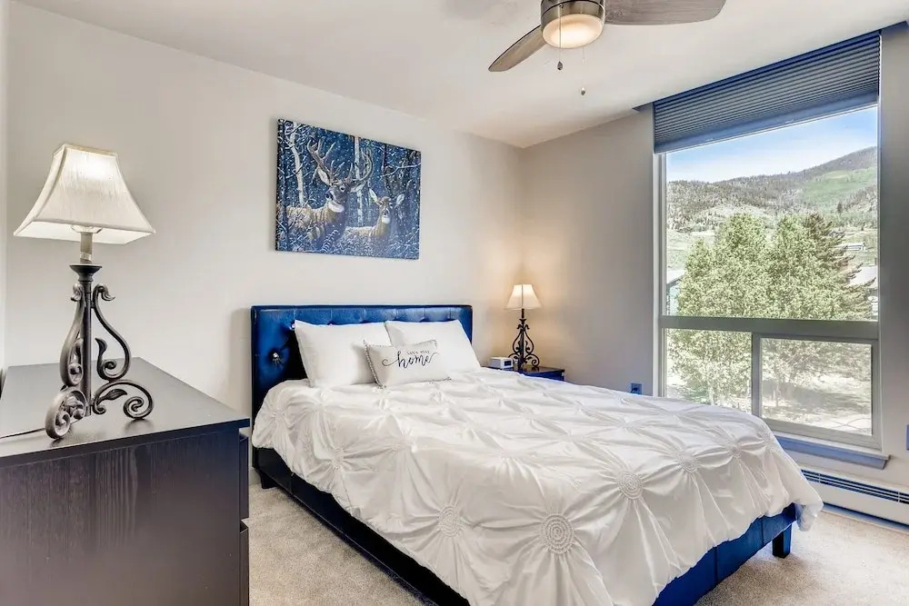 Private Entry, Washer&dryer, Near Town, Lake Dillon! 3 Bedroom Condo by RedAwning