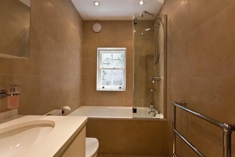 Strathmore Gardens by onefinestay