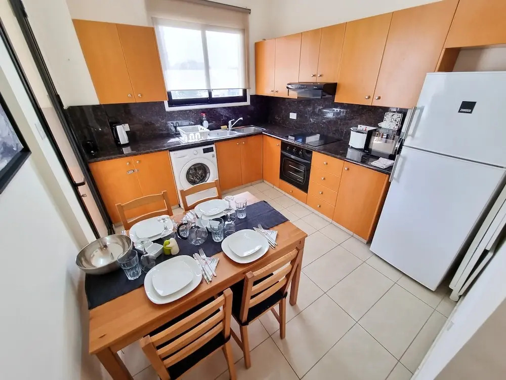 Sunset Springs Apartment