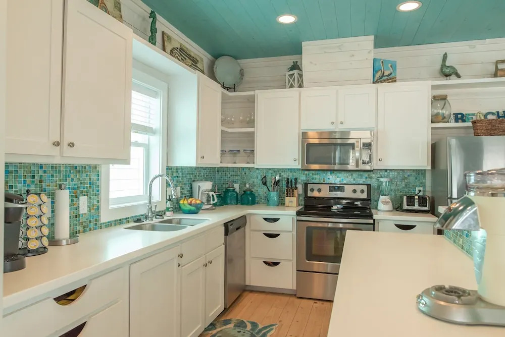 Beach Therapy 4 Bedroom Home