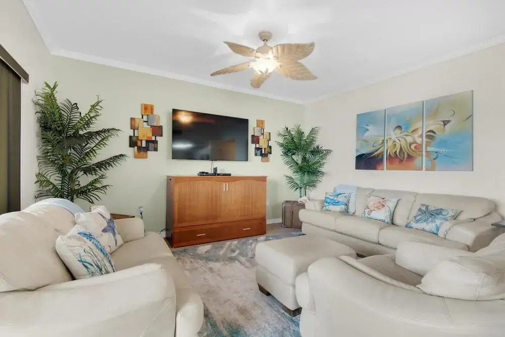 South Harbour 4E